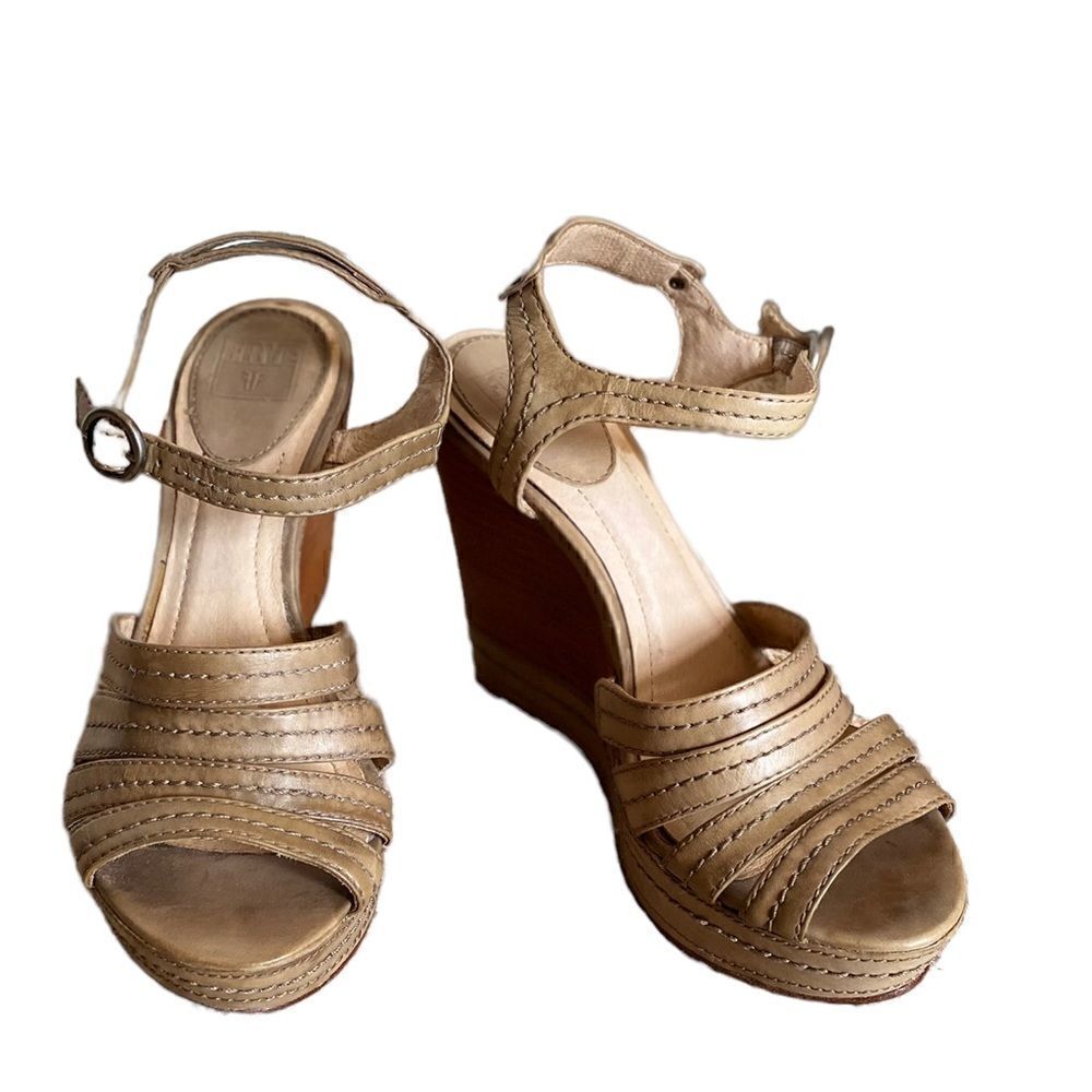 Frye Womens Corrina Tan Leather Wedge Size 7